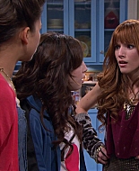 Shake_It_Up_S01E10_1080p_BTD_002195.jpg