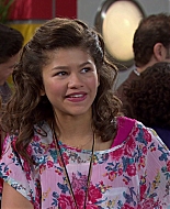 Shake_It_Up_S01E10_1080p_BTD_002307.jpg