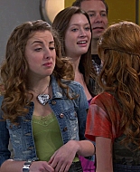 Shake_It_Up_S01E10_1080p_BTD_002490.jpg