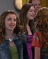 Shake_It_Up_S01E10_1080p_BTD_002497.jpg