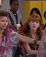 Shake_It_Up_S01E10_1080p_BTD_002944.jpg