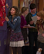 Shake_It_Up_S01E11_1080p_BTD_000438.jpg