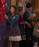 Shake_It_Up_S01E11_1080p_BTD_000439.jpg