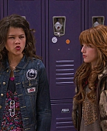 Shake_It_Up_S01E11_1080p_BTD_000548.jpg