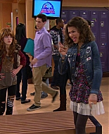 Shake_It_Up_S01E11_1080p_BTD_000651.jpg
