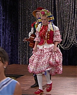 Shake_It_Up_S01E11_1080p_BTD_001117.jpg