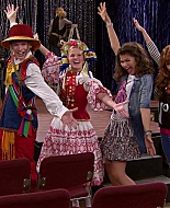 Shake_It_Up_S01E11_1080p_BTD_001284.jpg