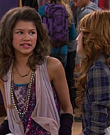 Shake_It_Up_S01E11_1080p_BTD_001598.jpg