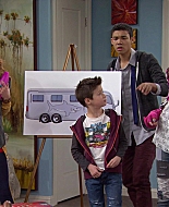Shake_It_Up_S01E12_1080p_BTD_000495.jpg