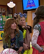 Shake_It_Up_S01E12_1080p_BTD_000657.jpg