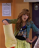 Shake_It_Up_S01E12_1080p_BTD_000966.jpg