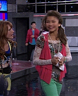 Shake_It_Up_S01E12_1080p_BTD_001696.jpg