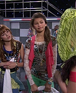Shake_It_Up_S01E12_1080p_BTD_001751.jpg