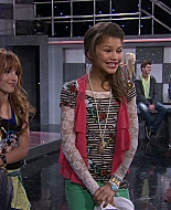 Shake_It_Up_S01E12_1080p_BTD_001769.jpg