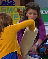 Shake_It_Up_S01E12_1080p_BTD_002227.jpg