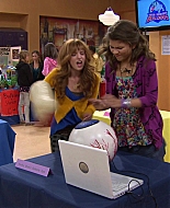 Shake_It_Up_S01E12_1080p_BTD_002234.jpg