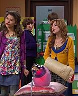 Shake_It_Up_S01E12_1080p_BTD_002259.jpg