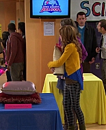 Shake_It_Up_S01E12_1080p_BTD_002402.jpg