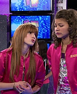 Shake_It_Up_S01E13_1080p_BTD_000306.jpg