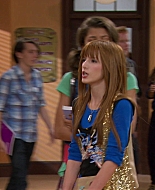 Shake_It_Up_S01E13_1080p_BTD_000515.jpg