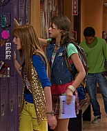 Shake_It_Up_S01E13_1080p_BTD_000527.jpg