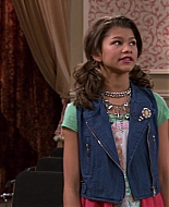 Shake_It_Up_S01E13_1080p_BTD_000886.jpg