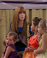 Shake_It_Up_S01E13_1080p_BTD_000961.jpg