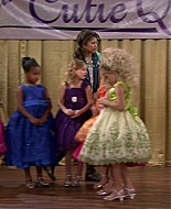 Shake_It_Up_S01E13_1080p_BTD_001033.jpg