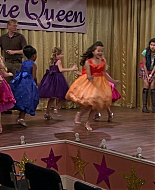 Shake_It_Up_S01E13_1080p_BTD_001120.jpg