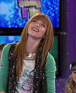 Shake_It_Up_S01E13_1080p_BTD_001176.jpg