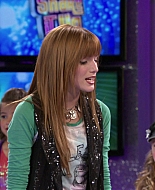 Shake_It_Up_S01E13_1080p_BTD_001182.jpg