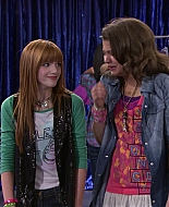 Shake_It_Up_S01E13_1080p_BTD_001337.jpg