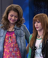 Shake_It_Up_S01E13_1080p_BTD_001748.jpg