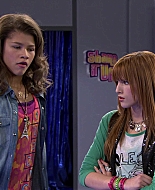 Shake_It_Up_S01E13_1080p_BTD_001896.jpg