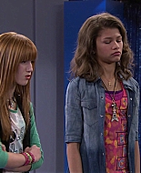 Shake_It_Up_S01E13_1080p_BTD_001925.jpg