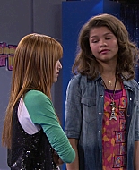 Shake_It_Up_S01E13_1080p_BTD_001928.jpg