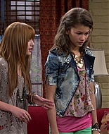 Shake_It_Up_S01E13_1080p_BTD_002003.jpg