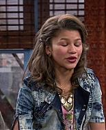 Shake_It_Up_S01E13_1080p_BTD_002039.jpg