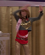 Shake_It_Up_S01E13_1080p_BTD_003088.jpg