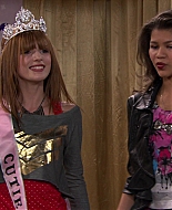 Shake_It_Up_S01E13_1080p_BTD_003122.jpg