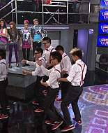 Shake_It_Up_S01E14_1080p_BTD_000292.jpg