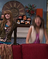 Shake_It_Up_S01E14_1080p_BTD_000695.jpg