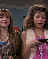 Shake_It_Up_S01E14_1080p_BTD_000721.jpg