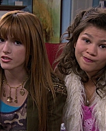 Shake_It_Up_S01E14_1080p_BTD_000814.jpg