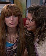 Shake_It_Up_S01E14_1080p_BTD_000853.jpg