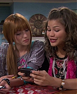 Shake_It_Up_S01E14_1080p_BTD_001038.jpg