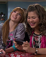 Shake_It_Up_S01E14_1080p_BTD_001044.jpg