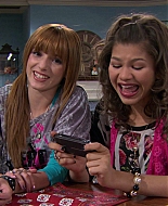 Shake_It_Up_S01E14_1080p_BTD_001052.jpg