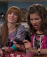 Shake_It_Up_S01E14_1080p_BTD_001057.jpg
