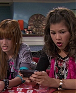 Shake_It_Up_S01E14_1080p_BTD_001092.jpg